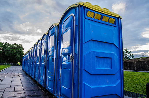 Porta potty rental for outdoor events in Dunnavant, AL